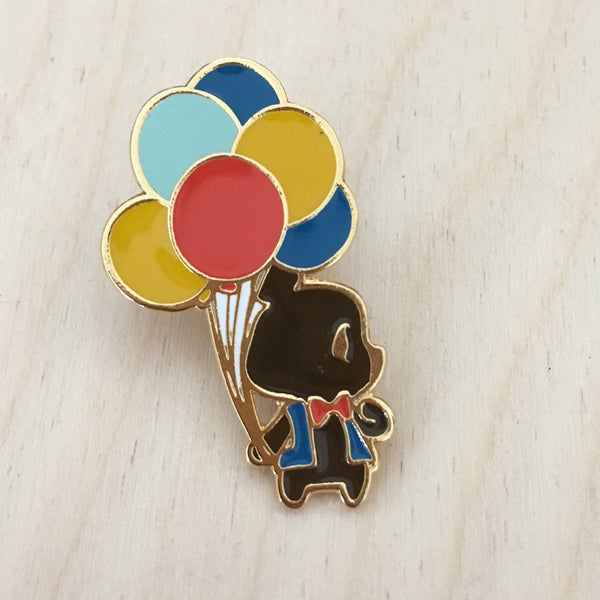 Circus: Balloon Seller Bear Enamel Pin