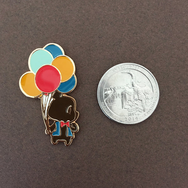 Circus: Balloon Seller Bear Enamel Pin