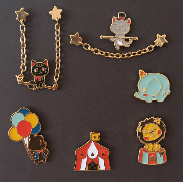 Circus: Cat tightrope walker Chain Enamel Pin