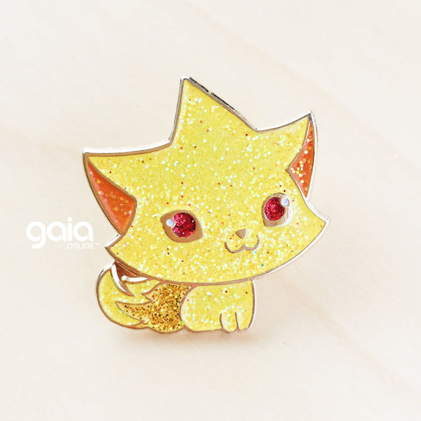 Glitter Kitten Star Pin (Gold)